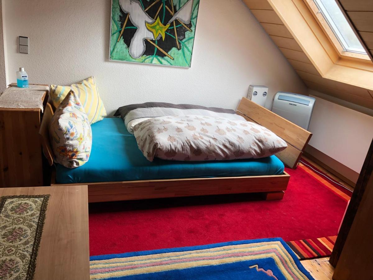 Doppelzimmer Dachgeschoss, Schnelles Wlan, Arbeitsplatz Und Garten Winningen Buitenkant foto