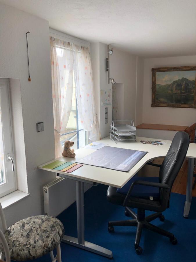 Doppelzimmer Dachgeschoss, Schnelles Wlan, Arbeitsplatz Und Garten Winningen Buitenkant foto